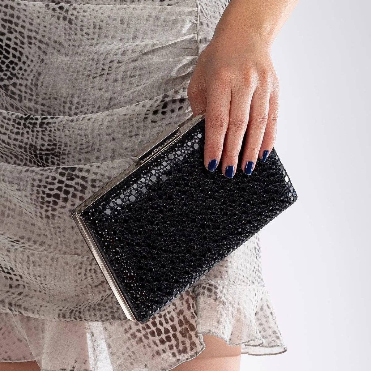 Clara Vegan Sequin Glitter Clutch | Black